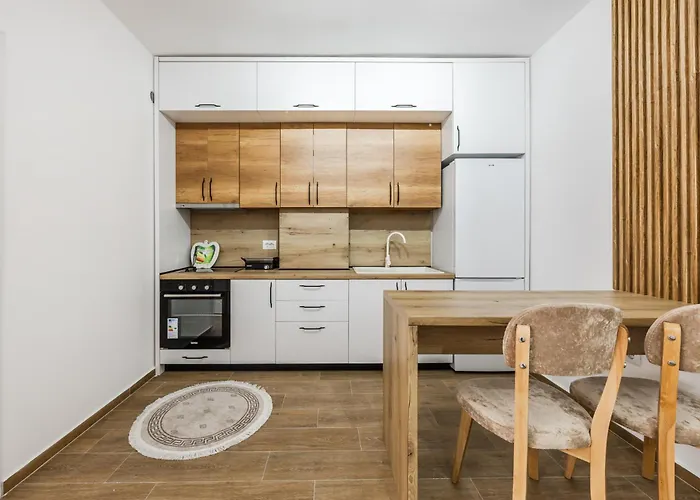 Blu Wave Apartament Golem (Tirana)